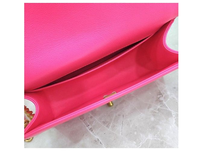 Chanel Borsa Boy in Caviar Chevron Rosa con Hardware Oro Media Nuova Interno Chip - vista 7