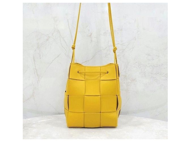 Bottega Veneta Borsa a secchiello Intrecciato Small D'oro - vista 3