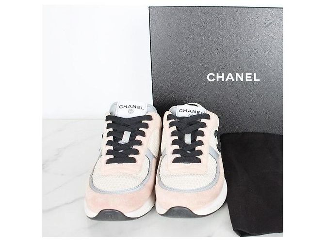 Chanel Sneakers in scamosciato rosa - vista 2