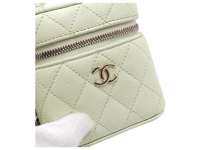 Chanel Mini Vanity in Caviar Menta con Catena Dorata - Borsa a Spalla e a Tracolla Verde - vista 10