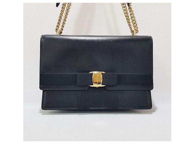 Salvatore Ferragamo Nuevo bolso bandolera Vara Chain Negro - vista 2