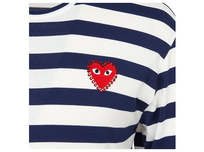 Comme Des Garcons Langarm-T-Shirt mit roten Applikationen, Strassstreifen AX (Unisex) - Ansicht 5
