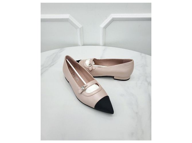 Chanel Scarpe basse Stiletto Two-Tone Pearl New Argento - vista 3
