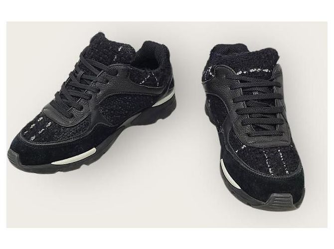 Chanel Sneakers Cruise in tweed nero con logo CC - vista 3