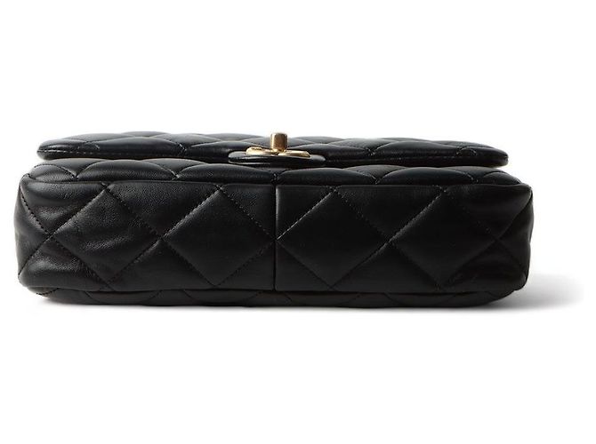 Chanel Borsa Large Flap in agnello con metallo oro nero - vista 6