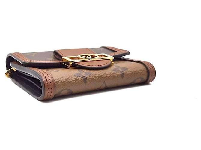 Louis Vuitton Cartera Compacta Monogram Dolphin Castaño - vista 5