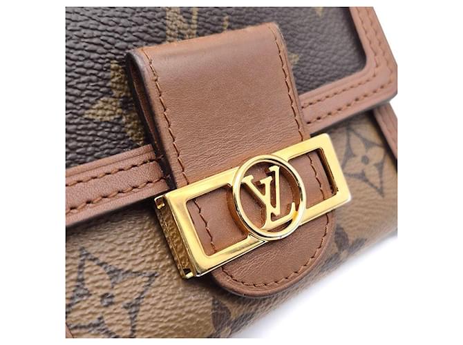 Louis Vuitton Cartera Compacta Monogram Dolphin Castaño - vista 7