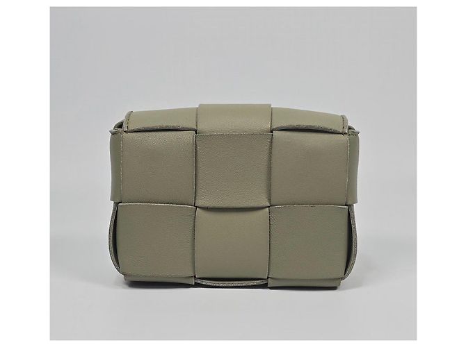Bottega Veneta Mini borsa Cassette in pelle Argento - vista 4