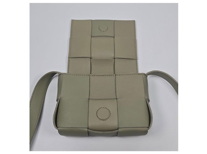 Bottega Veneta Mini borsa Cassette in pelle Argento - vista 9