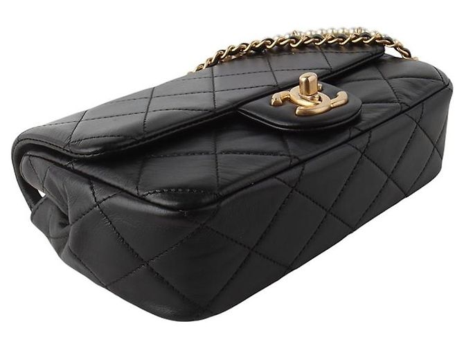 Chanel Mini bolsa de aba Classic em couro de vitelo e pérolas com corrente de pérolas Preto - vista 5