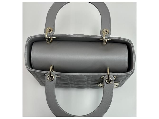 Lady Dior Medium Grey Pearl Marrone - vista 6