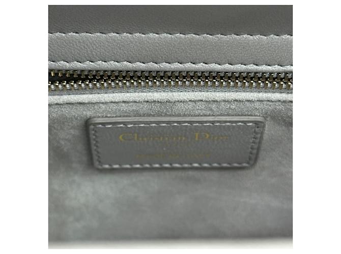 Lady Dior Medium Grey Pearl Marrone - vista 9