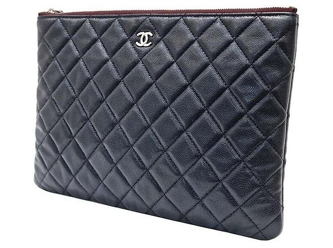 Chanel Clutch Caviar New Medium Negro - vista 2