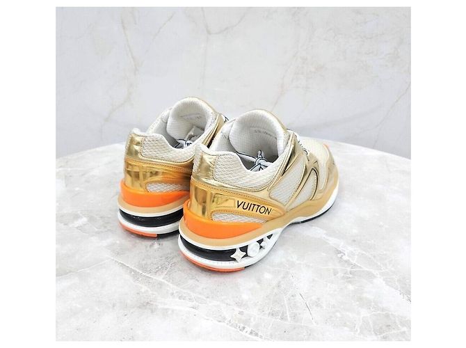 Louis Vuitton Sneakers LV Trail Gold Multicolore - vista 5