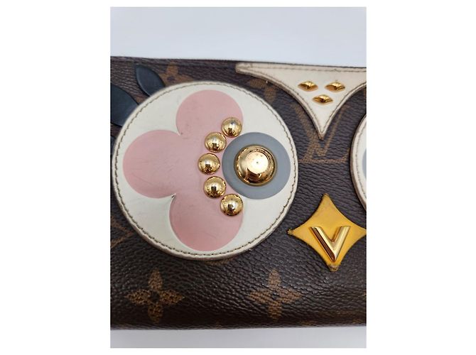 Louis Vuitton Zipper Long Wallet Multiple colors - view 11