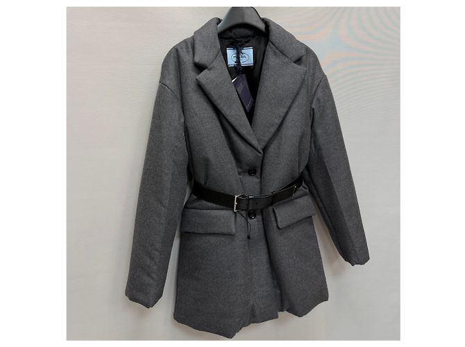 Prada Belted Cashmere Single Padding Jacket Black - view 3
