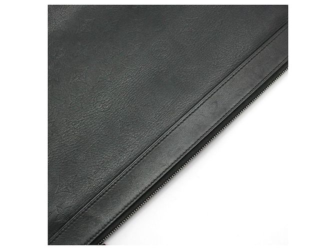 Louis Vuitton Pochette Monogram Shadow Apollo Discovery Clutch Nero - vista 6