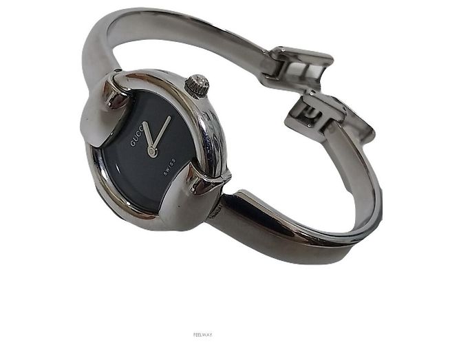 Gucci Relógio feminino com mostrador preto e detalhe Horsebit em aço - vista 3