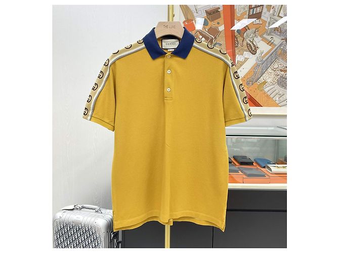 Gucci Polo aus Baumwolle mit GG-Bordüren-Details Golden - Ansicht 2