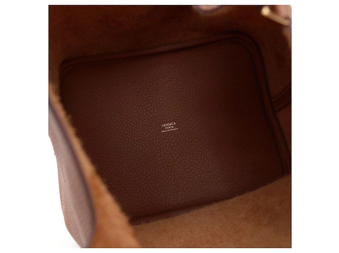 Hermès Bolsa Tote Lock Picotin Camel com ferragem Gold em couro Taurillon Clemence Marrom - vista 8