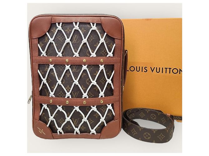 Louis Vuitton Zaino NBA Monogram Legacy Shoe Box Marrone - vista 8