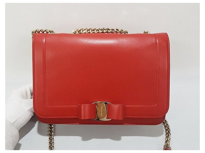 Salvatore Ferragamo Borsa a Spalla Ferragamo Barabow Flap Chain Rosso - vista 2