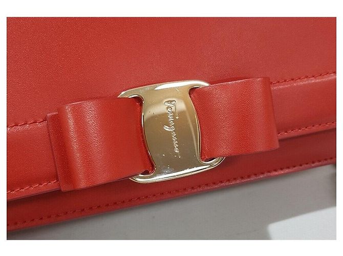 Salvatore Ferragamo Borsa a Spalla Ferragamo Barabow Flap Chain Rosso - vista 3
