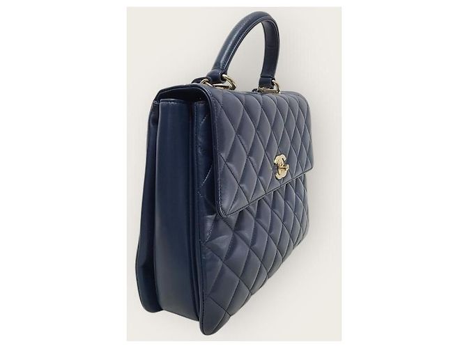 Chanel Borsa a mano con manico superiore Trendy CC Large in agnello blu navy e oro champagne - vista 4