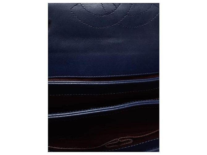 Chanel Borsa a mano con manico superiore Trendy CC Large in agnello blu navy e oro champagne - vista 5