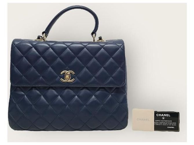 Chanel Borsa a mano con manico superiore Trendy CC Large in agnello blu navy e oro champagne - vista 8