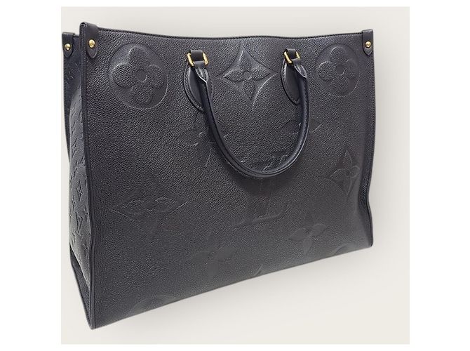 Louis Vuitton Borsa Tote Onthego in monogramma Empreinte nero - vista 3