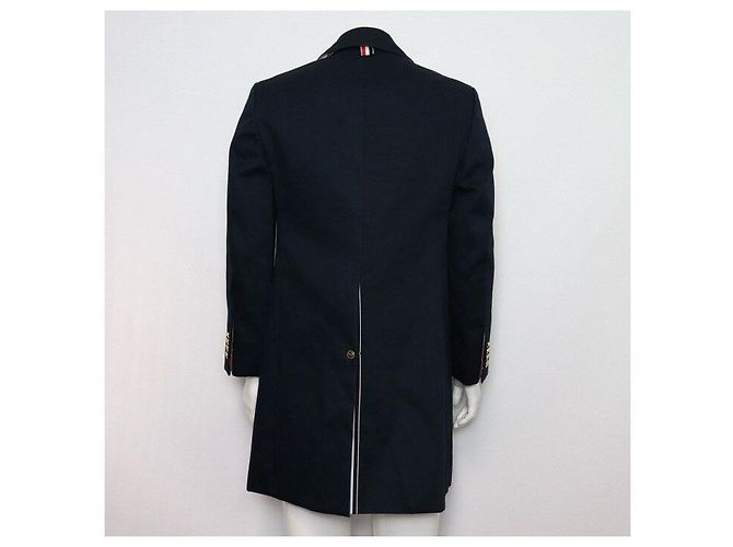 Thom Browne Balmacaan Macintosh Herrenmantel Navy Blau - Ansicht 4