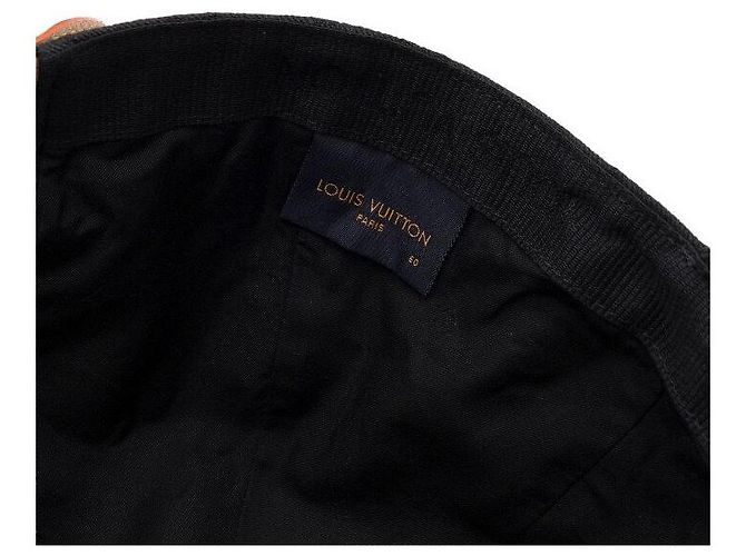 Louis Vuitton Cappellino da baseball Monogram Essentials da uomo Nero - vista 7