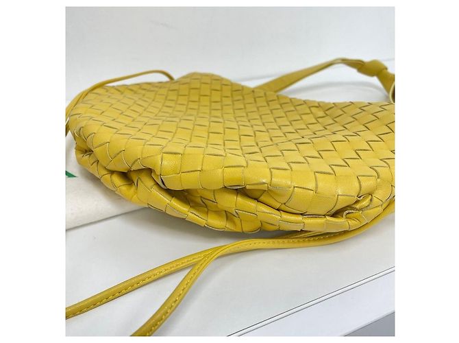 Bottega Veneta Mesh Bulb Bag Borsa a Spalla Piccola Giallo - vista 6