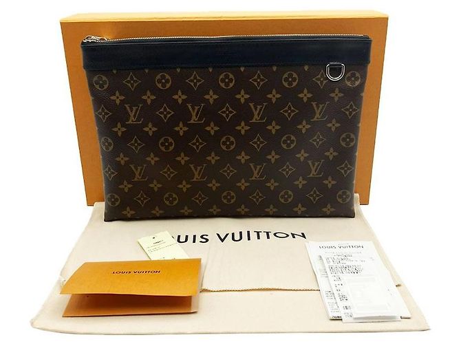 Louis Vuitton Pochette Discovery Monogram Macassar GM Clutch Multicolore - vista 2