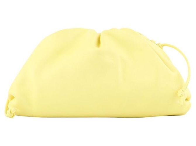 Bottega Veneta Mini Pouch Dumpling Crossbody Bag Yellow Giallo - vista 3