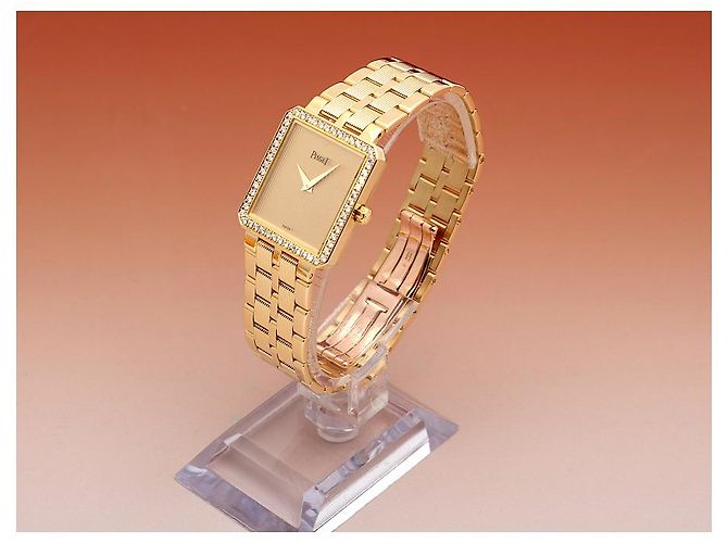 Piaget Protocol Goldene Damenuhr mit großem Diamanten - Ansicht 3