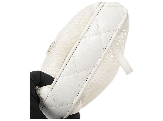 Chanel Borsa hobo a tracolla in mesh bianco - vista 10