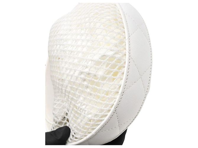 Chanel Borsa hobo a tracolla in mesh bianco - vista 5