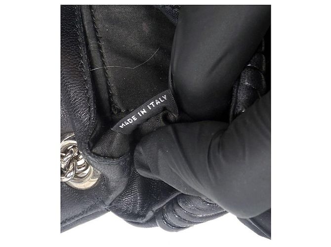 Miu Miu Borsa a tracolla trapuntata con catena nera - vista 12