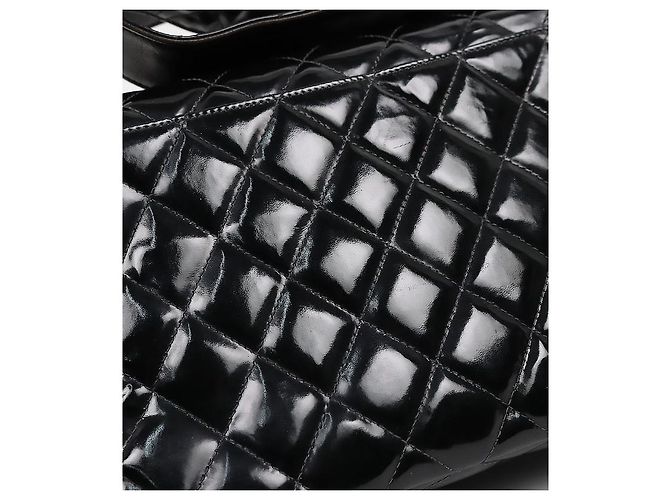 Chanel Borsa a tracolla So Black in vernice trapuntata CC Nero - vista 8