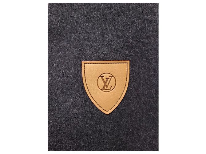 Louis Vuitton Giacca con cappuccio in jacquard monogram reversibile Marrone - vista 7