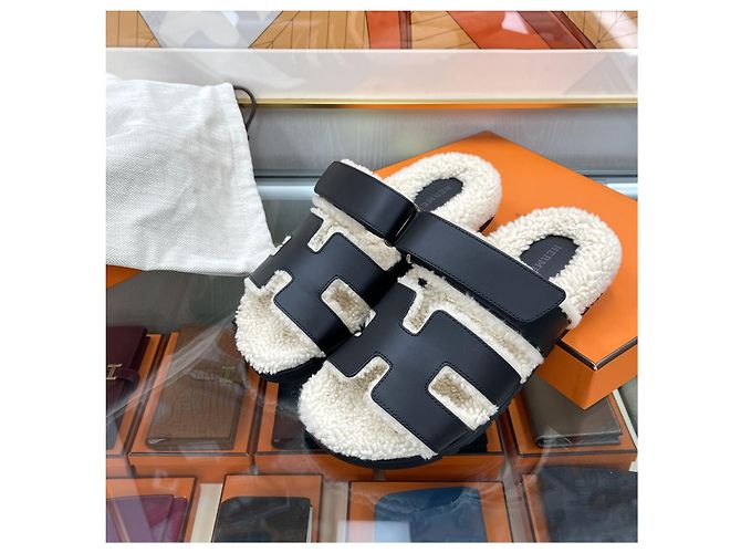 Hermès Sandali Cipre in shearling nero Multicolore - vista 7