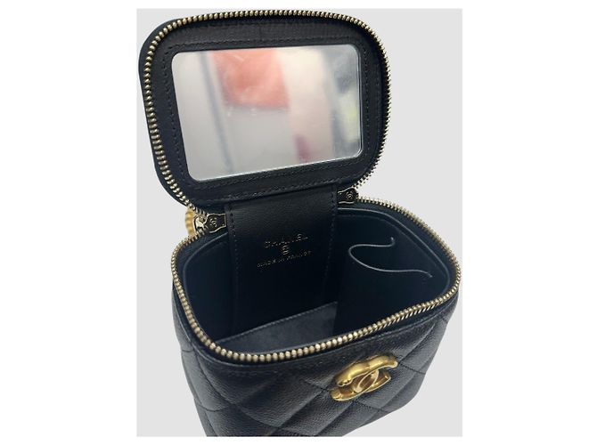 Chanel Vanity Square Caviar Heartball Black Nero - vista 5