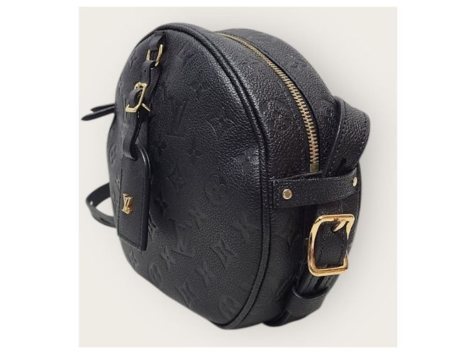 Louis Vuitton Scatola per cappello morbida Empreinte nero - vista 3