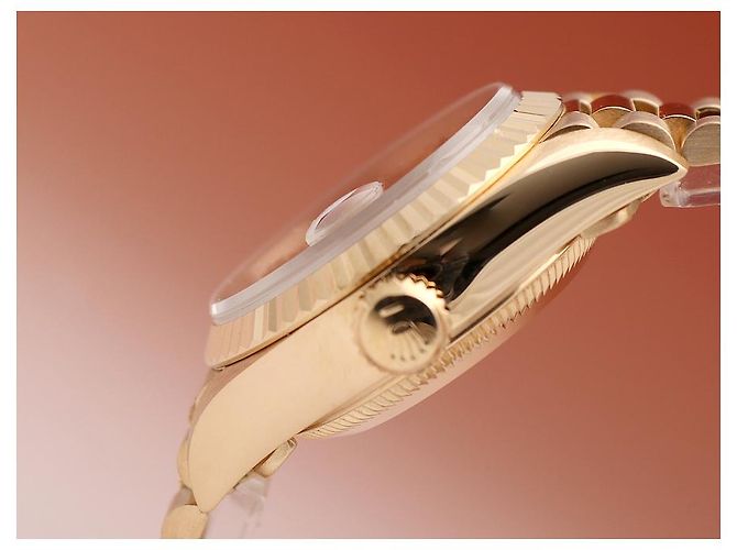 Rolex Orologio Datejust da donna in oro con quadrante in oro e dieci diamanti originali D'oro - vista 10