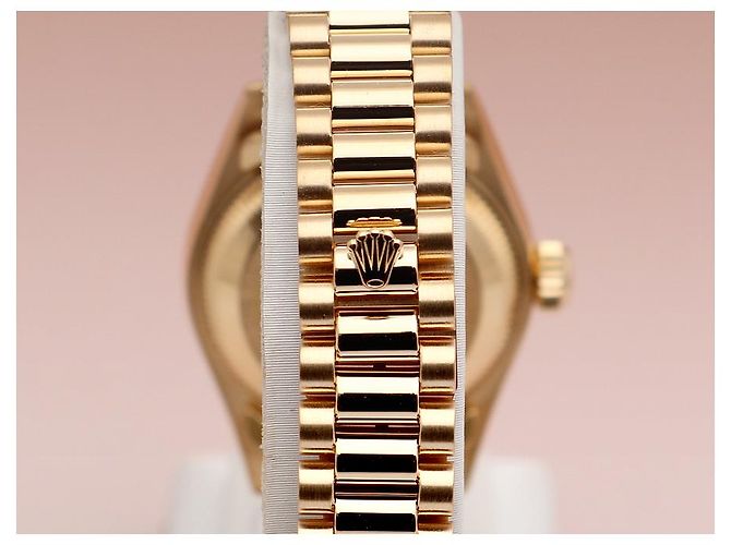 Rolex Orologio Datejust da donna in oro con quadrante in oro e dieci diamanti originali D'oro - vista 9