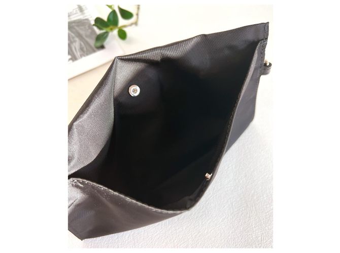 Burberry Mini Pouch in Nylon con Logo Nero - vista 11