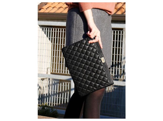 Chanel Clutch Boy Gold New Medium Gold Series D'oro - vista 8