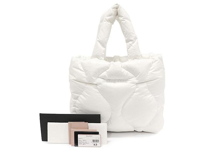 Miu Miu Weiße gesteppte Nylon-Tote-Bag - Ansicht 2